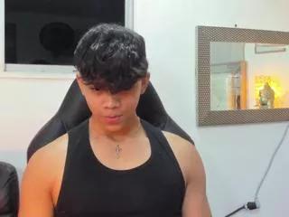 noah_prada on Flirt4Free 