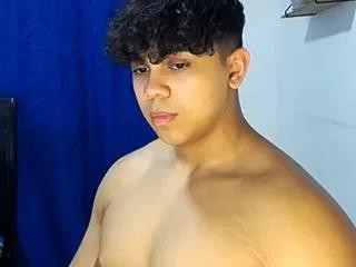 noah_prada on Flirt4Free 