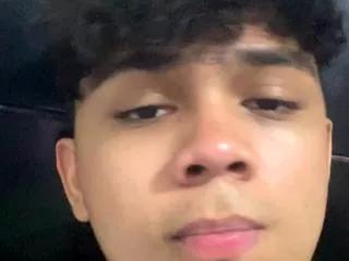 noah_prada on Flirt4Free 