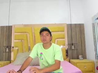 noah_saimon on Flirt4Free 