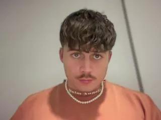 noah_sandler on Flirt4Free 