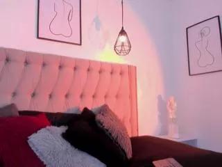 sophie_bellucci on Flirt4Free 