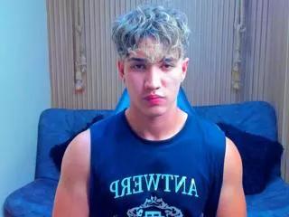 tyler_sauvage on Flirt4Free 