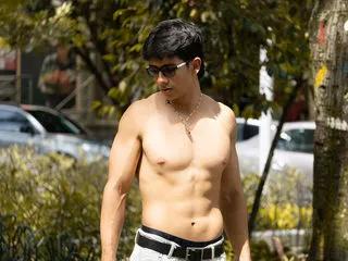 victor_clark on Flirt4Free 