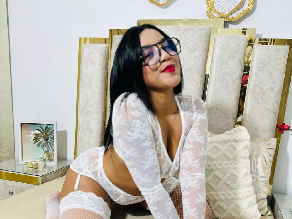 AmberCrinner on LiveJasmin 