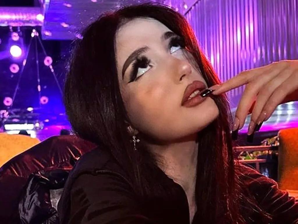 AndreaMouth on LiveJasmin