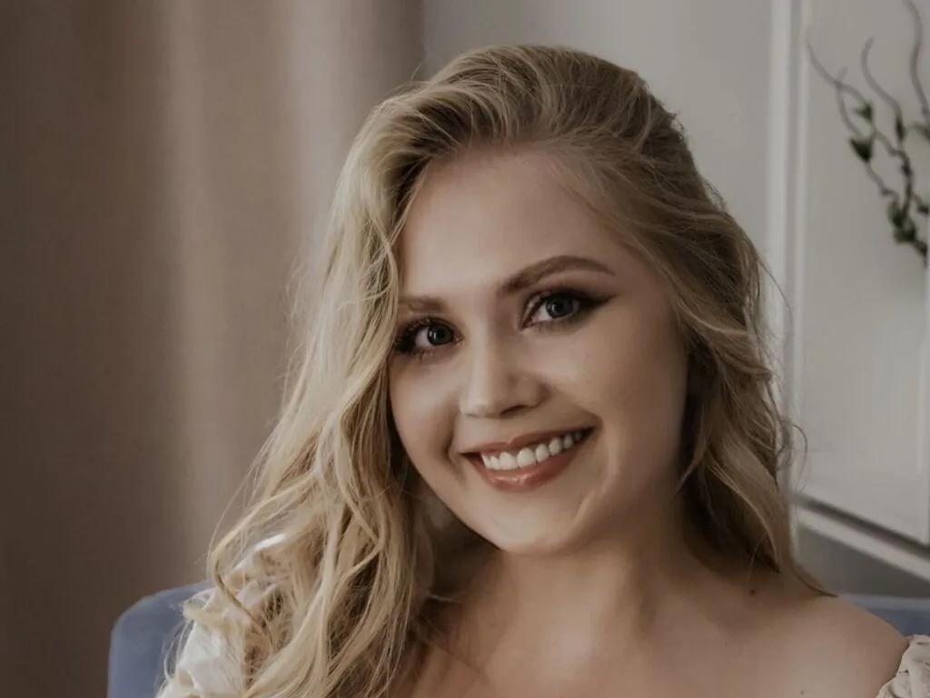 Cute AnnabelleWill wants you to fuck her body now AnnabelleWill from LiveJasmin