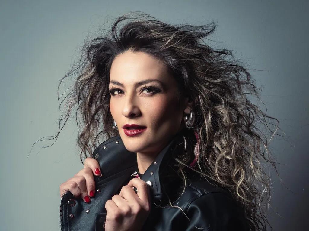 Explore AryTorres, she wants to masturbate for you AryTorres from LiveJasmin