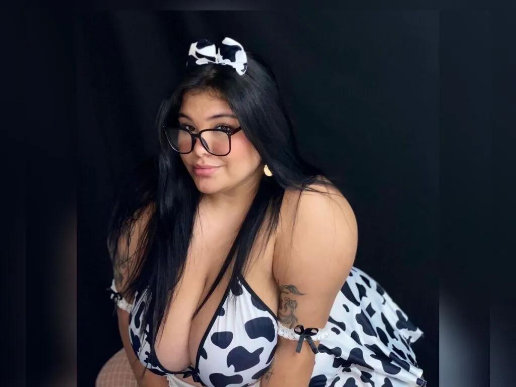 Explore 22 years old CarolineSomers from LiveJasmin CarolineSomers from LiveJasmin