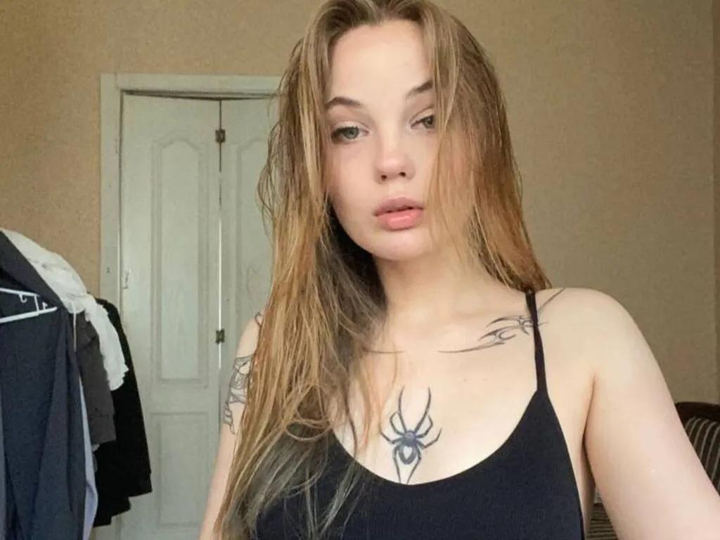 Naked DungDelph wants you to fuck her body now DungDelph from LiveJasmin