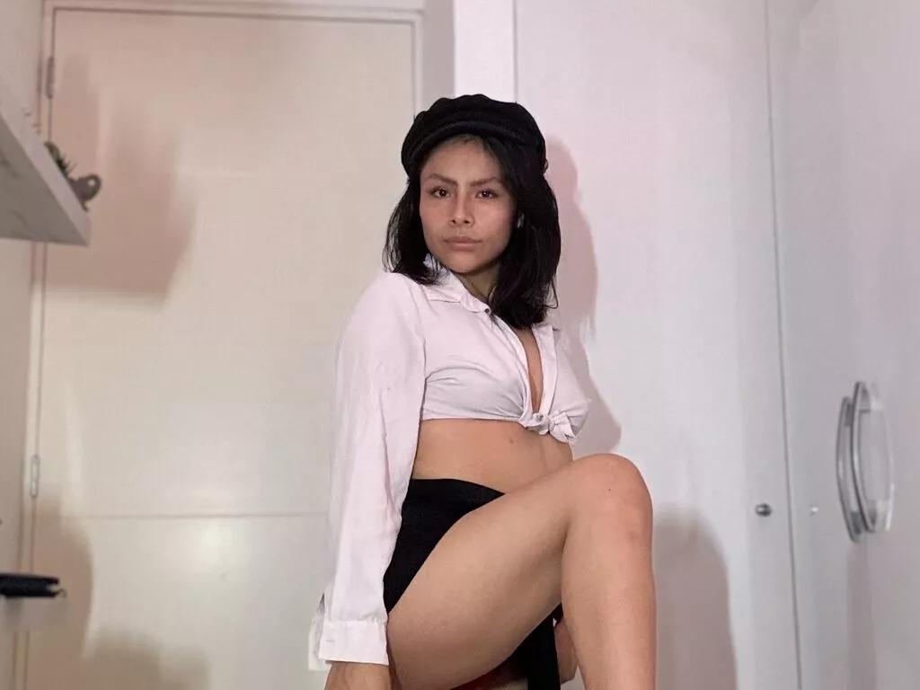 ErikaLumiere on LiveJasmin 