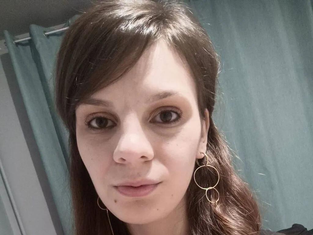 Watch naked stripper GinaJohnsoon GinaJohnsoon from LiveJasmin