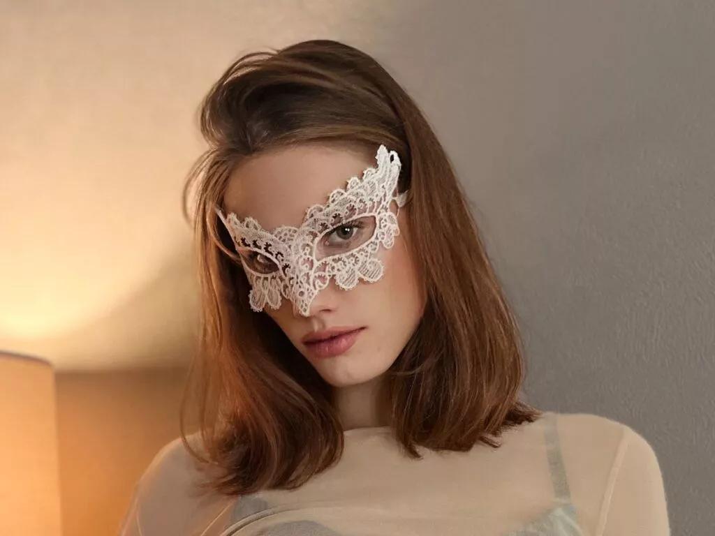 LunaJoyfull on LiveJasmin 