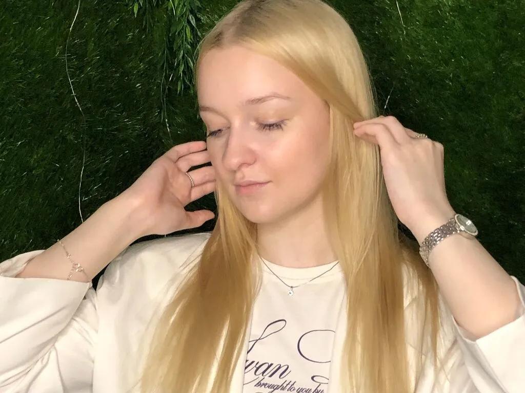 Cute MadalineStehlik from LiveJasmin MadalineStehlik from LiveJasmin