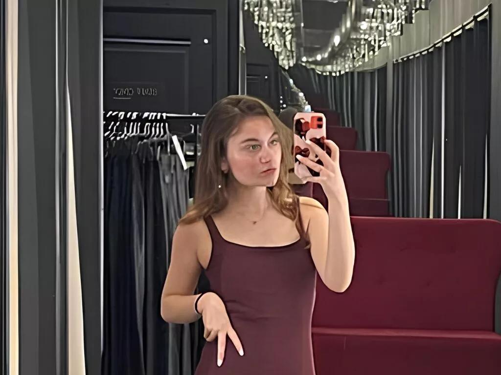 OdelynBreed on LiveJasmin 
