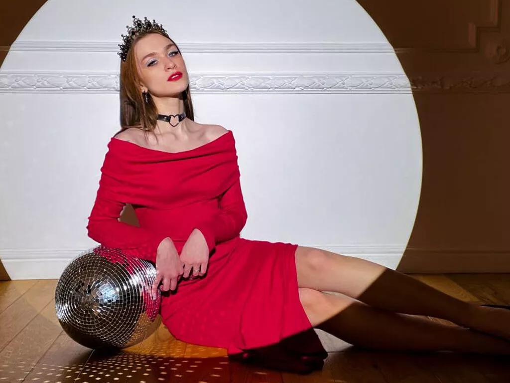 PollyHolley on LiveJasmin