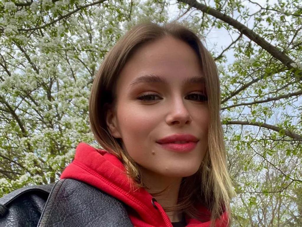 Masturbate to LiveJasmin's VeronaBrucker VeronaBrucker from LiveJasmin