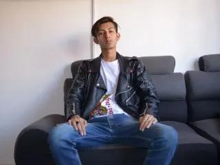 Marcelo1111 on Streamate 