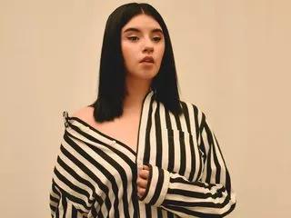 SaraRoberts19 on Streamate 