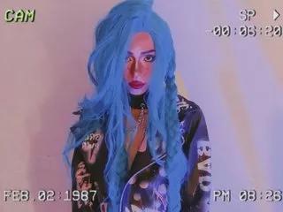 TinaRoberts19 on Streamate 