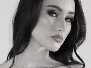 ZaraHartUK on Streamate 