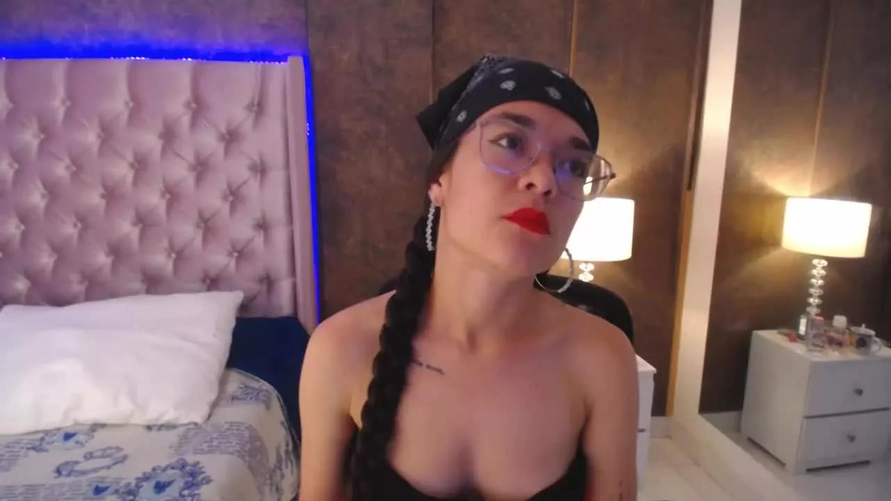 Antonela_Jons on Streamray 