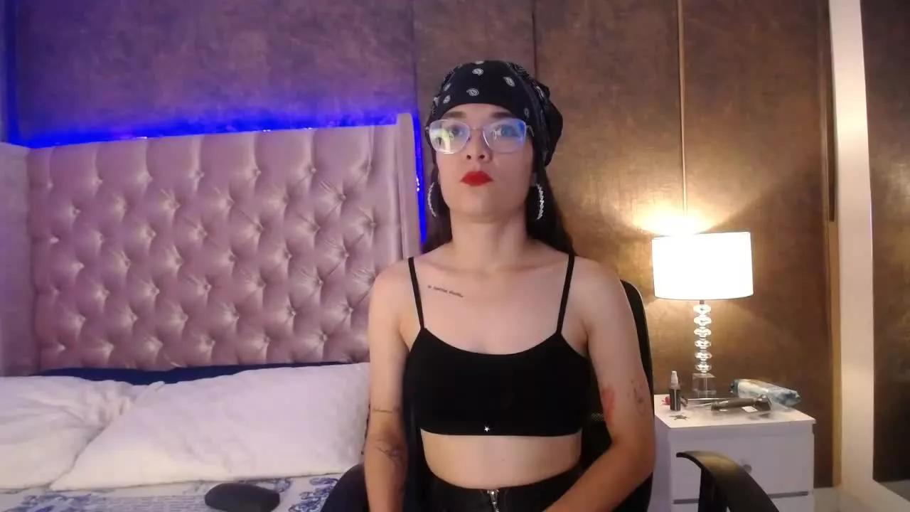 Antonela_Jons on Streamray 