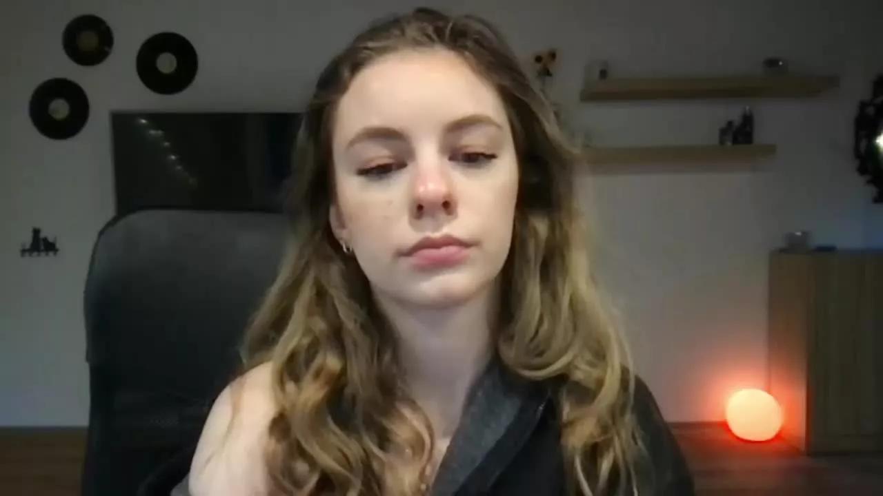 AriaFlirt on Streamray 