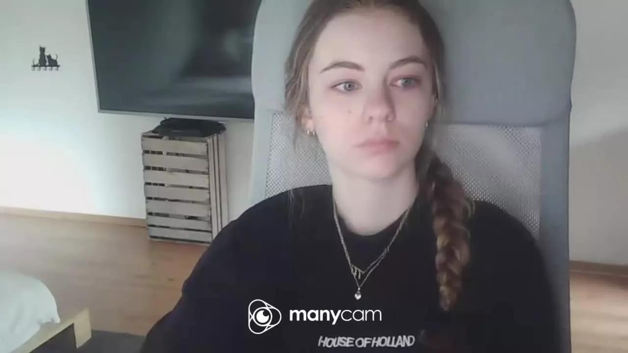 AriaFlirt on Streamray 