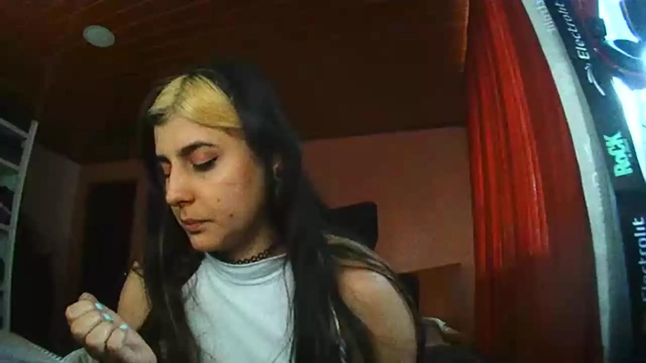 B_GIRL on Streamray 
