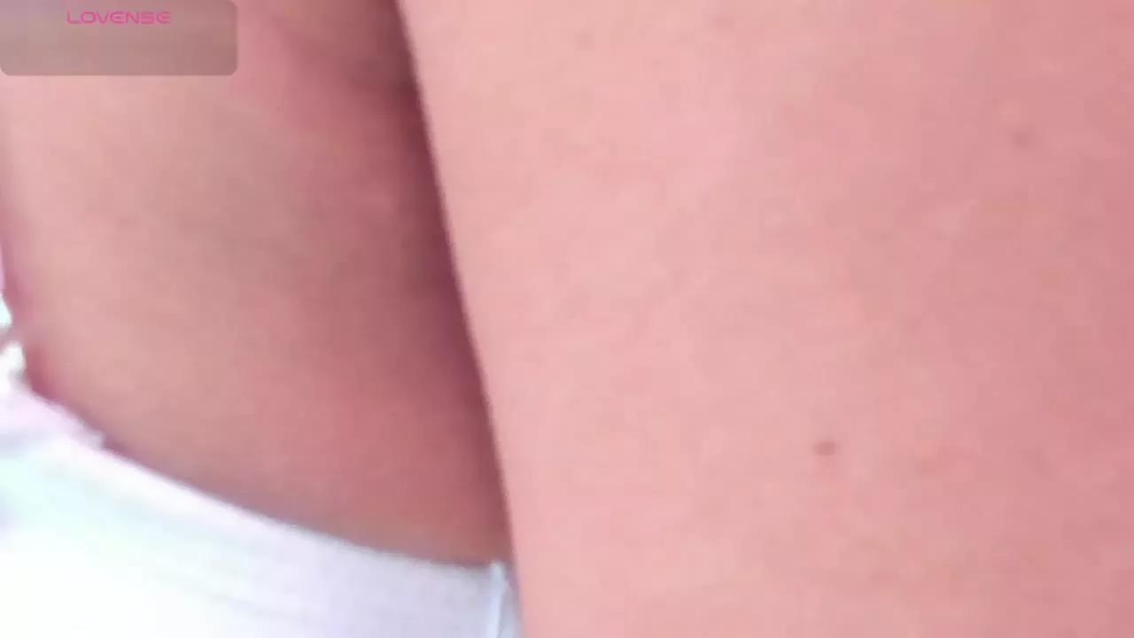 ChloeSmith on Streamray 