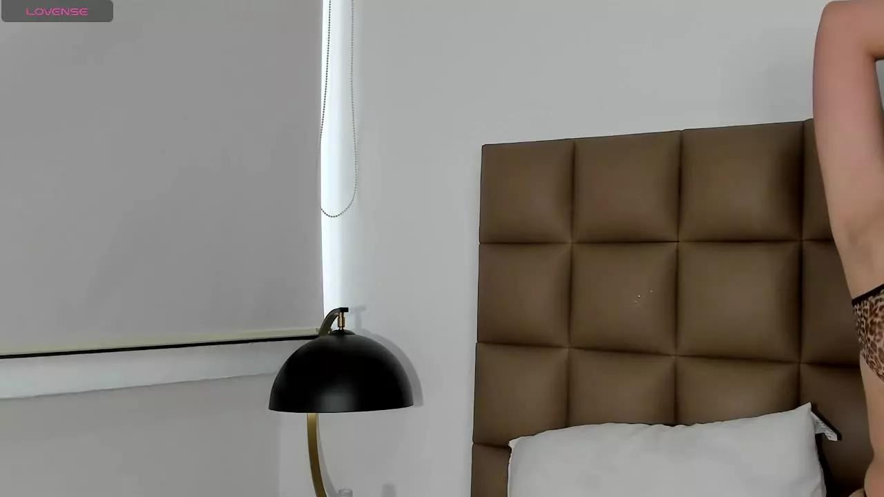 Evaa_Colliens on Streamray 