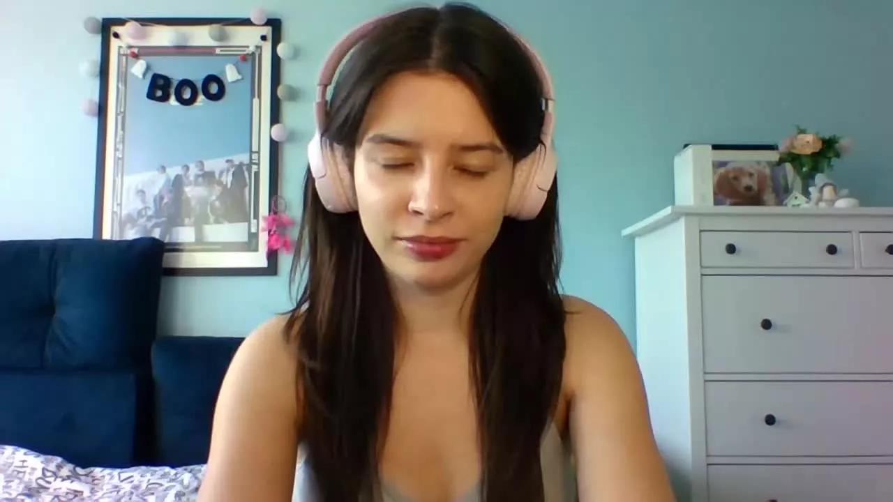 LariceTasty on Streamray 