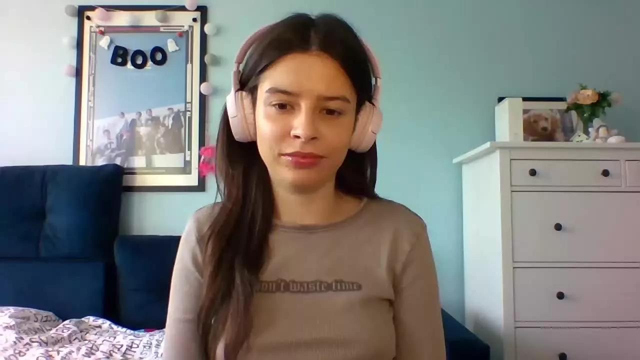 LariceTasty on Streamray 