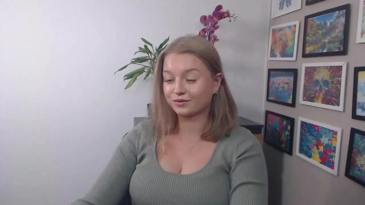 littleERICA on Streamray 