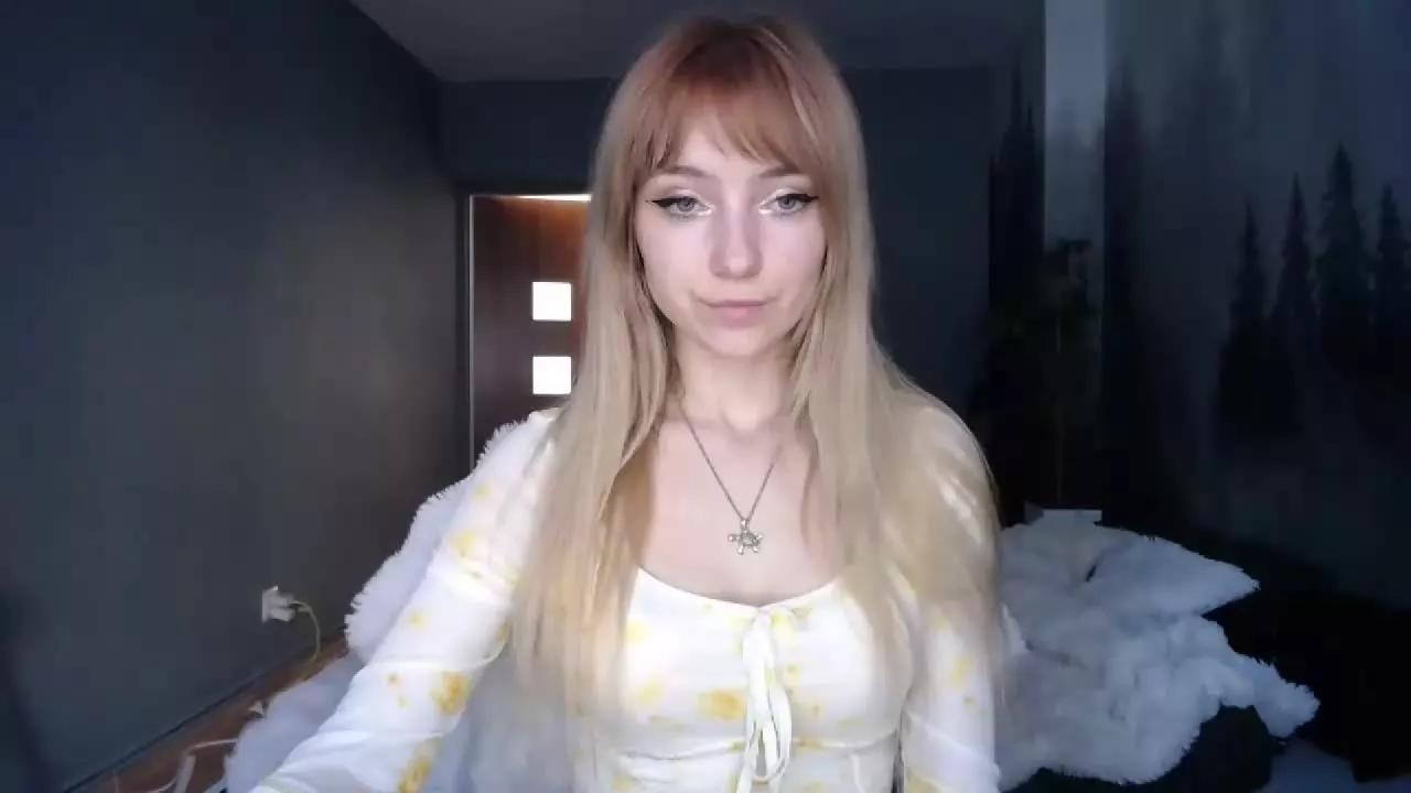 LuciaGorgeous on Streamray 