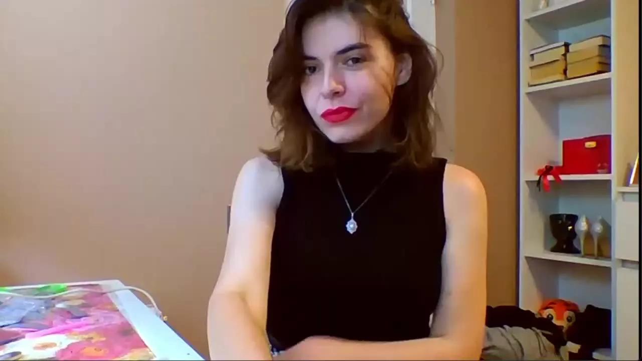 LunaCharm on Streamray 
