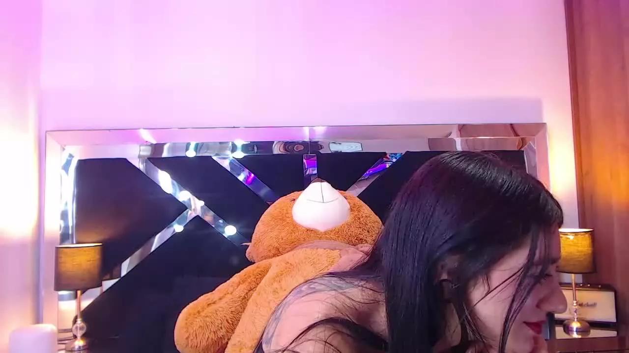Maria_Moon on Streamray 
