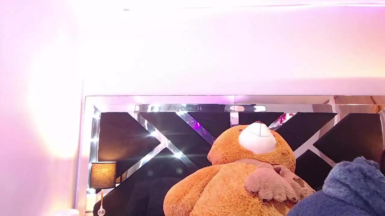 Maria_Moon on Streamray 
