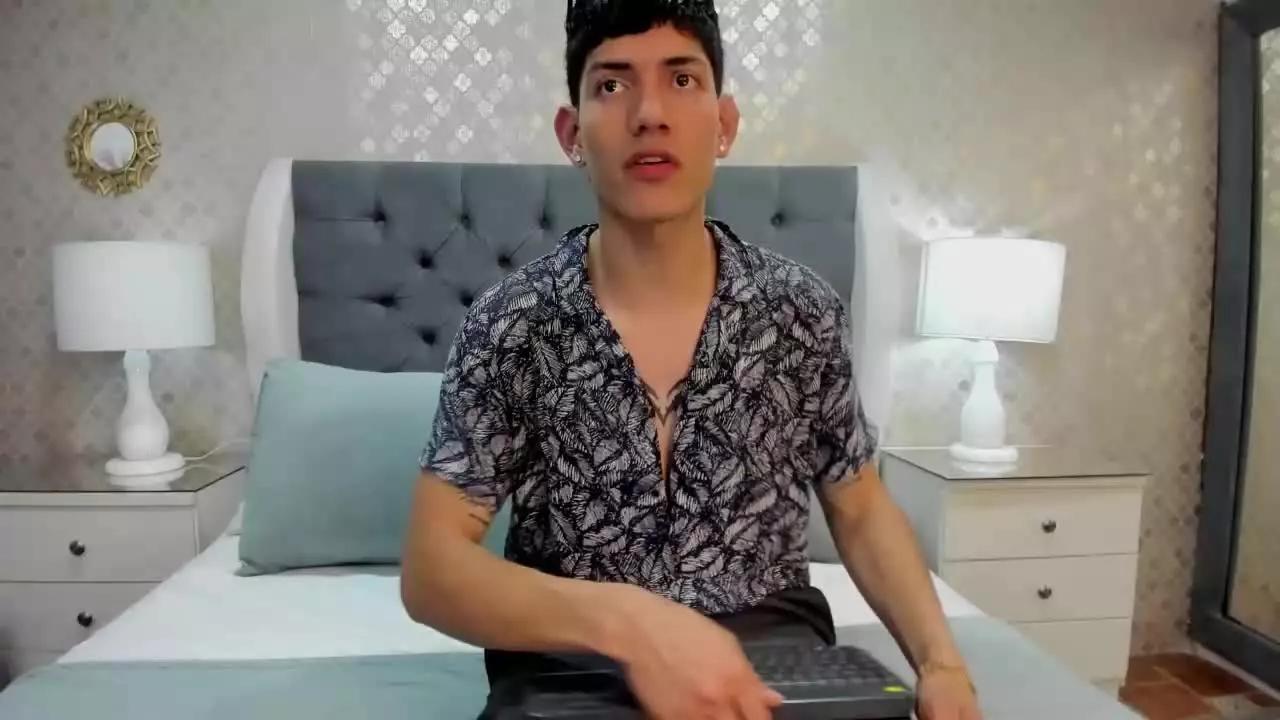 MaxFisher on Streamray 