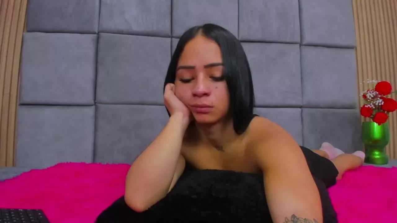 NahomiSanchezTS on Streamray 