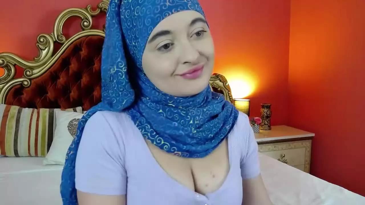 NASEERAA on Streamray 