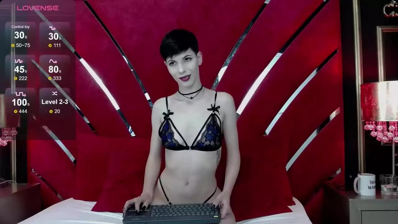 RoxxyR on Streamray 