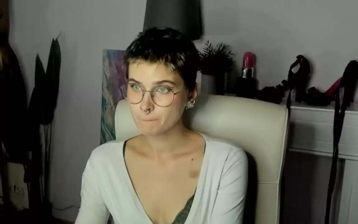 sarahPASSION on Streamray 