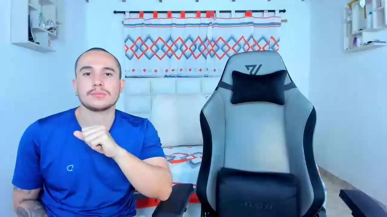 Shadia_orozco on Streamray 