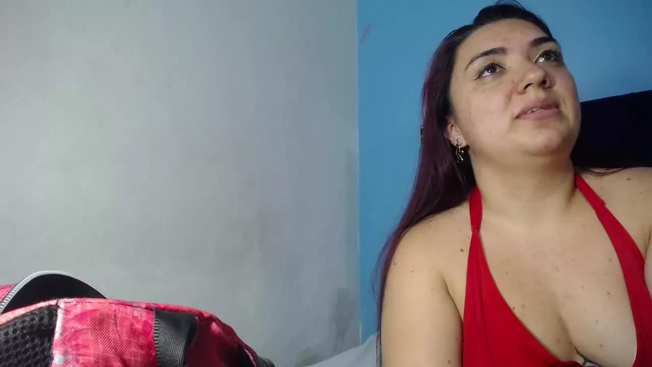 slutty_redhead on Streamray 