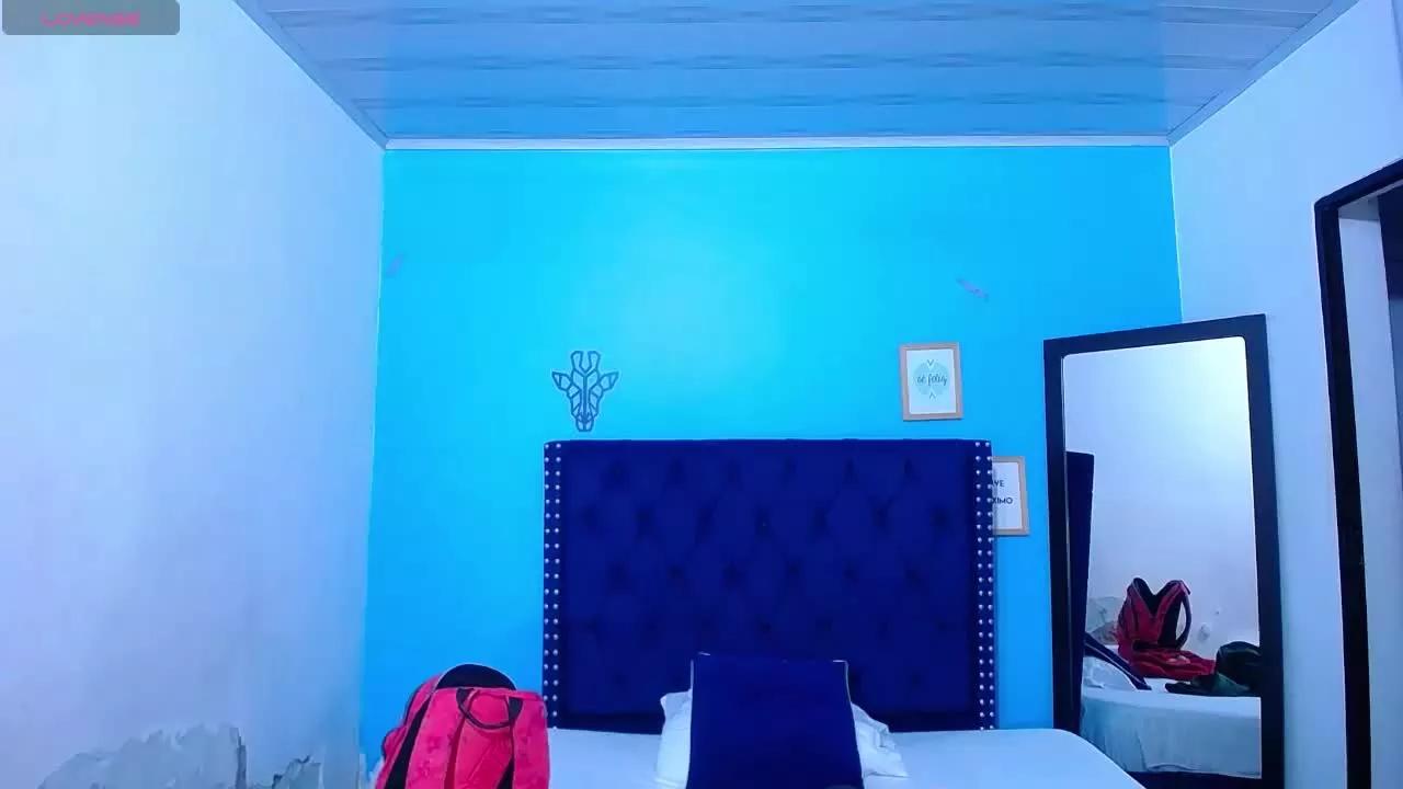 slutty_redhead on Streamray 