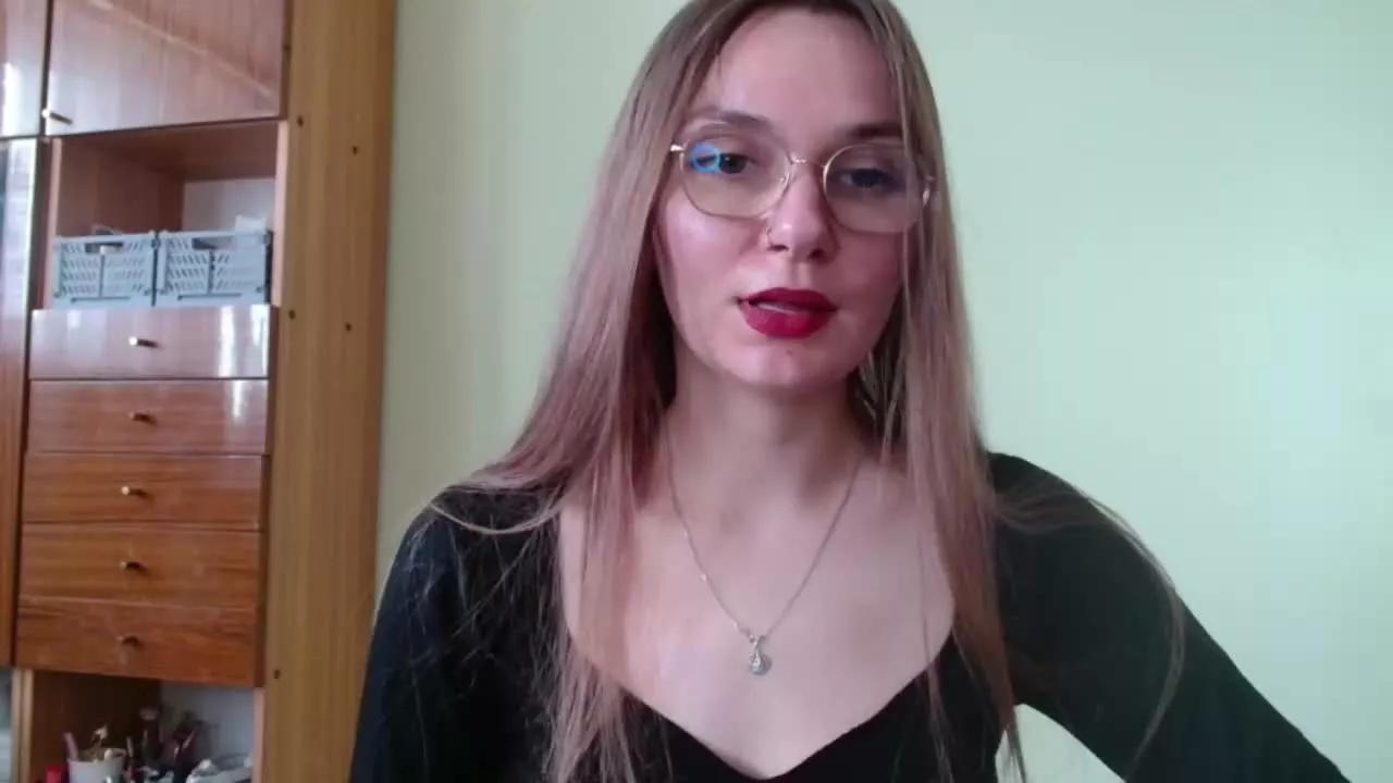 tastyELLYY on Streamray 