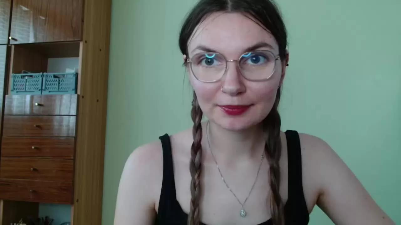 tastyELLYY on Streamray 