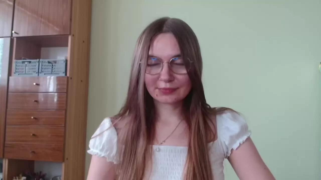 tastyELLYY on Streamray 